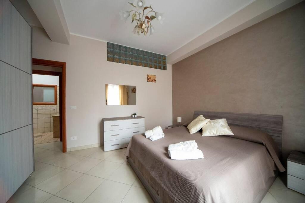 Casa Vacanze Il Fischio Del Vento Zafferana Etnea Bagian luar foto