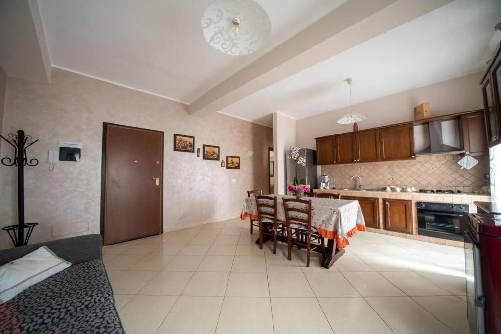 Casa Vacanze Il Fischio Del Vento Zafferana Etnea Bagian luar foto