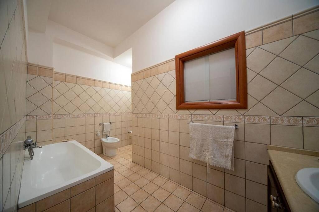 Casa Vacanze Il Fischio Del Vento Zafferana Etnea Bagian luar foto