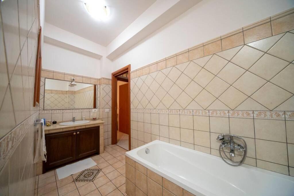 Casa Vacanze Il Fischio Del Vento Zafferana Etnea Bagian luar foto